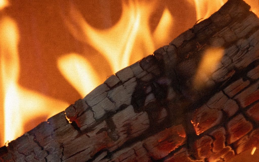 Une année 2025 chaleureuse, au coin du feu 3 année 2025